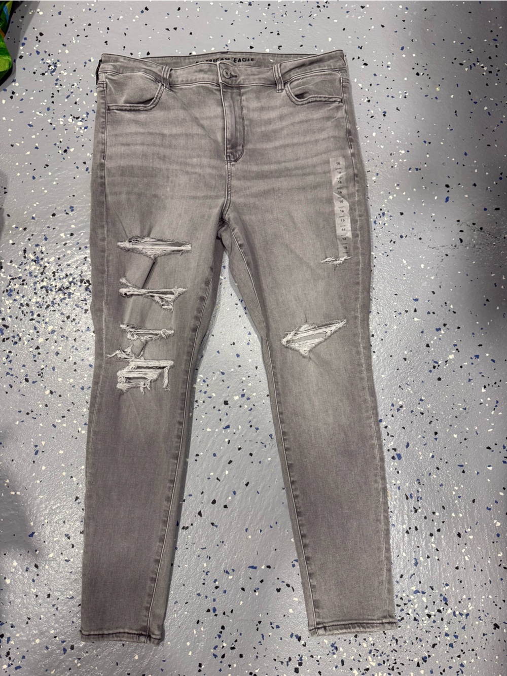 NWT womens American eagle 16 short jeans